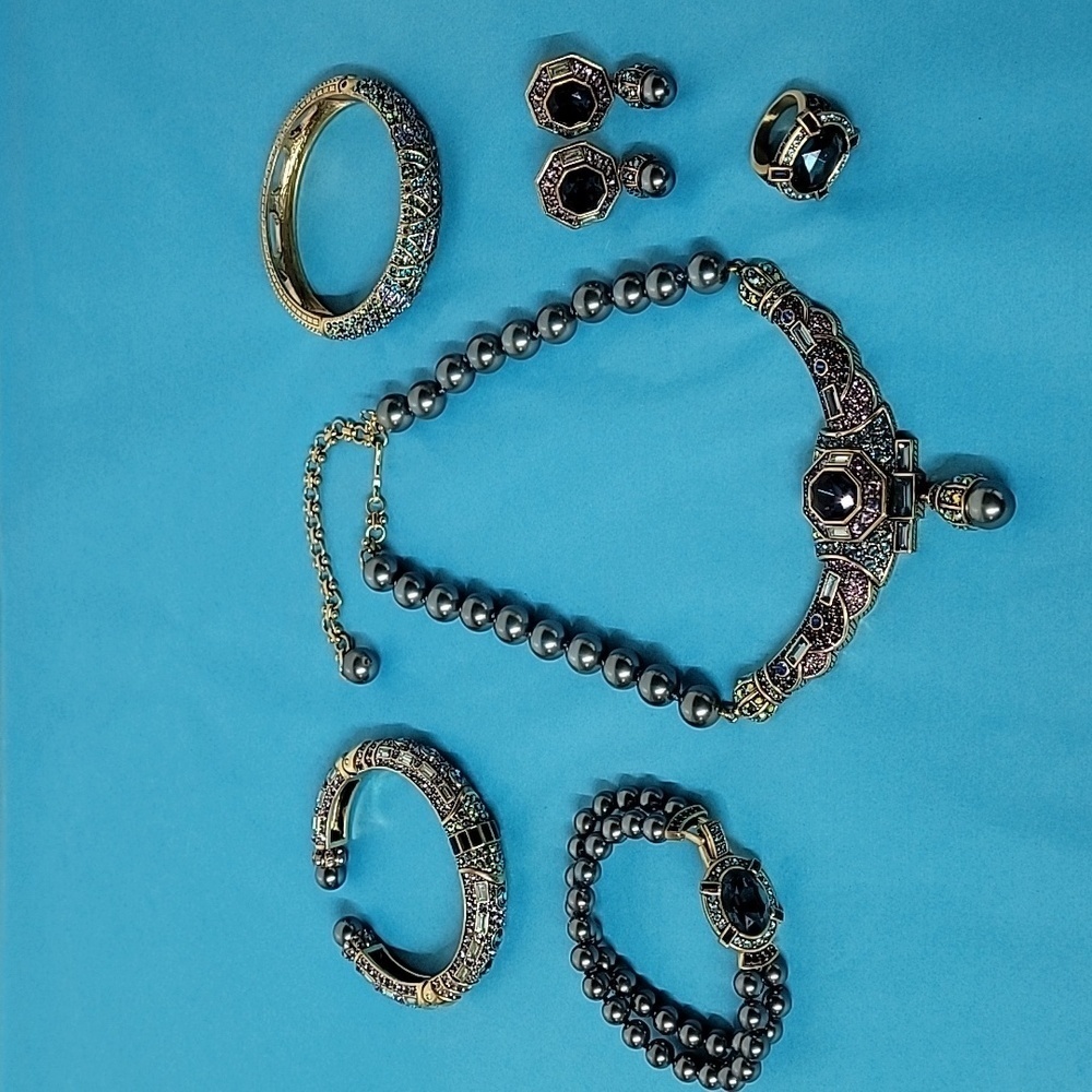 7 PIECE Heidi Daus Lavish Layers Crystal Accented Necklace Bracelet Ring Earring